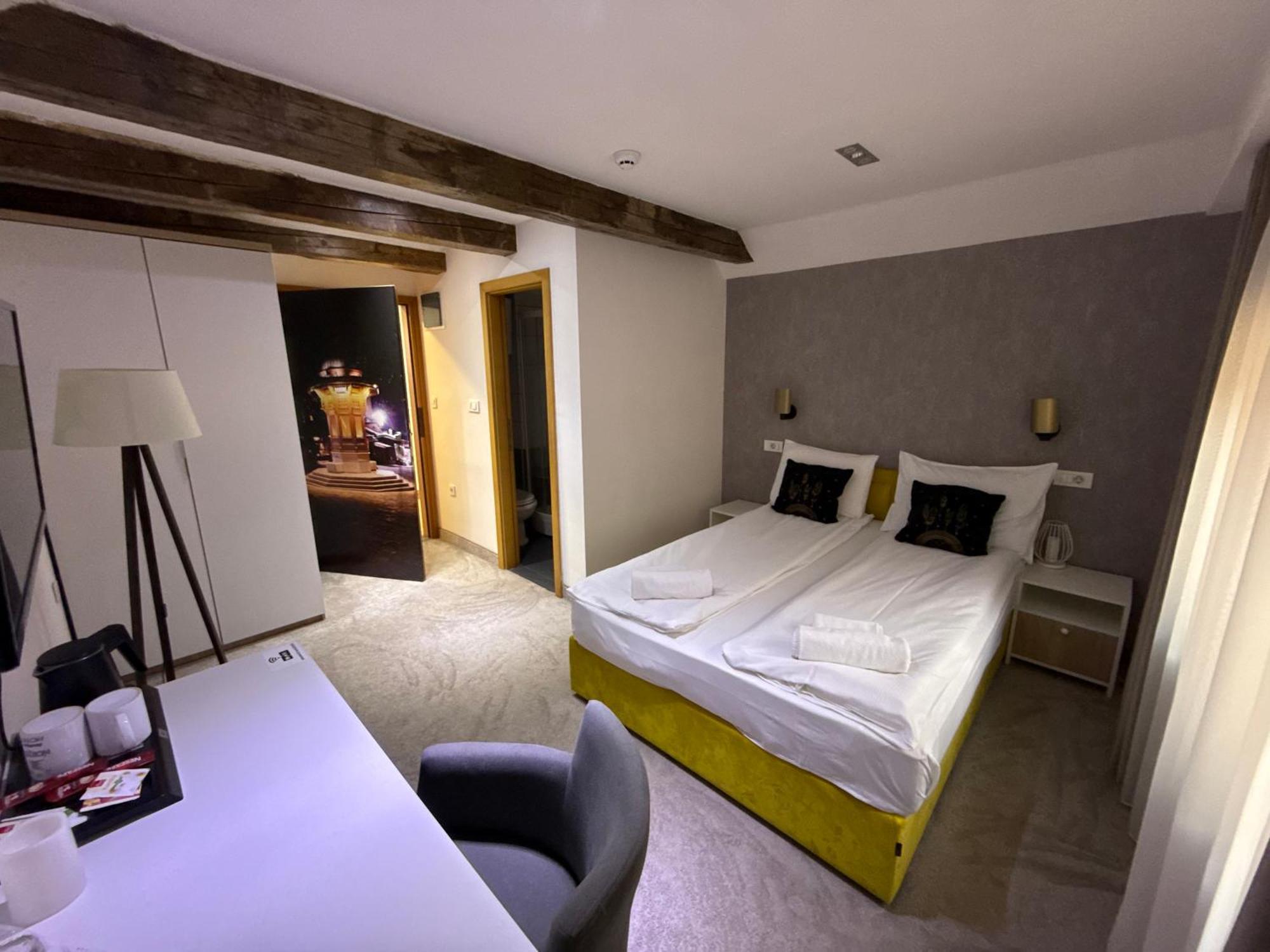 Deluxe Nortel Hotel سراييفو المظهر الخارجي الصورة