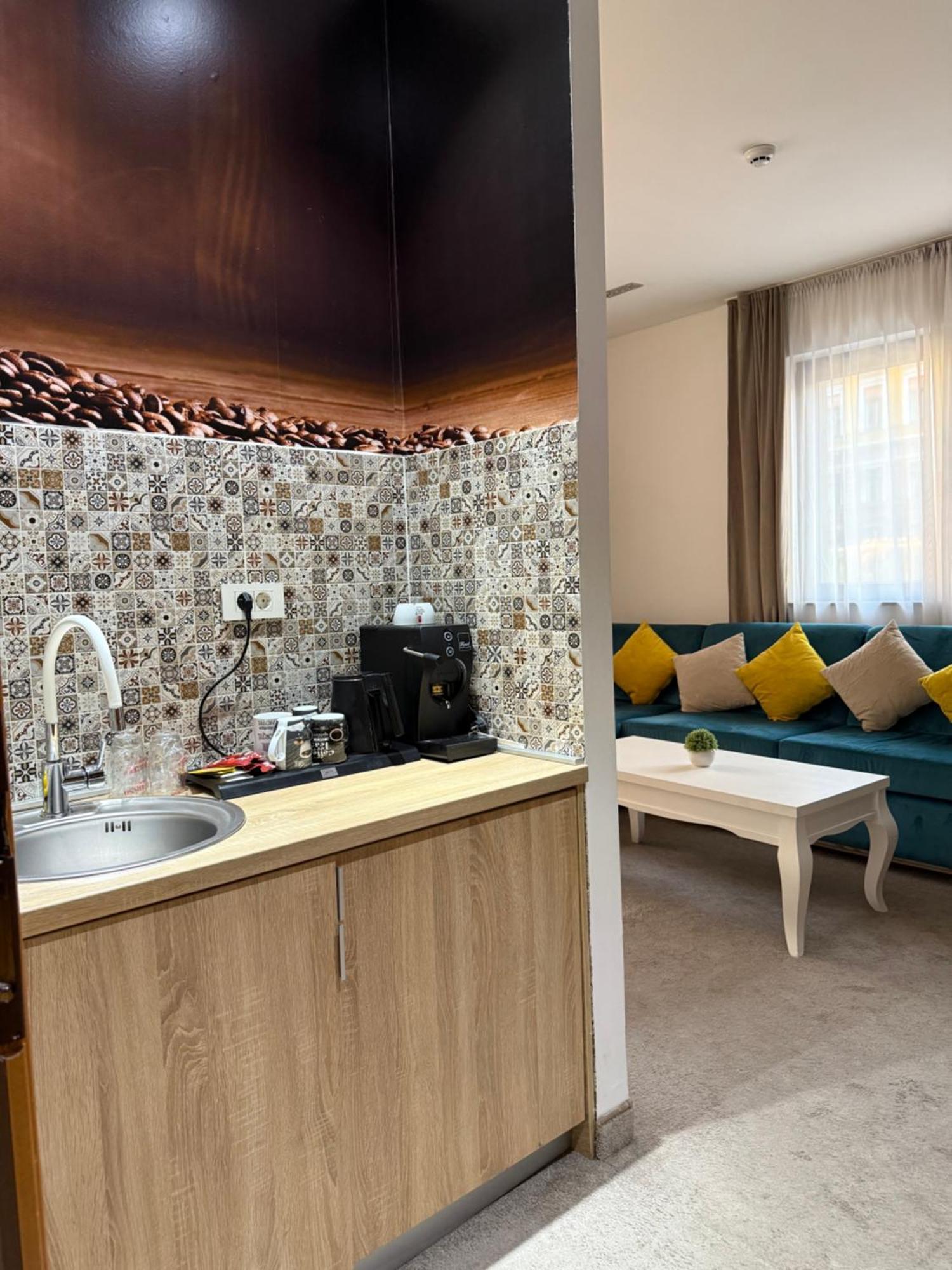 Deluxe Nortel Hotel سراييفو المظهر الخارجي الصورة
