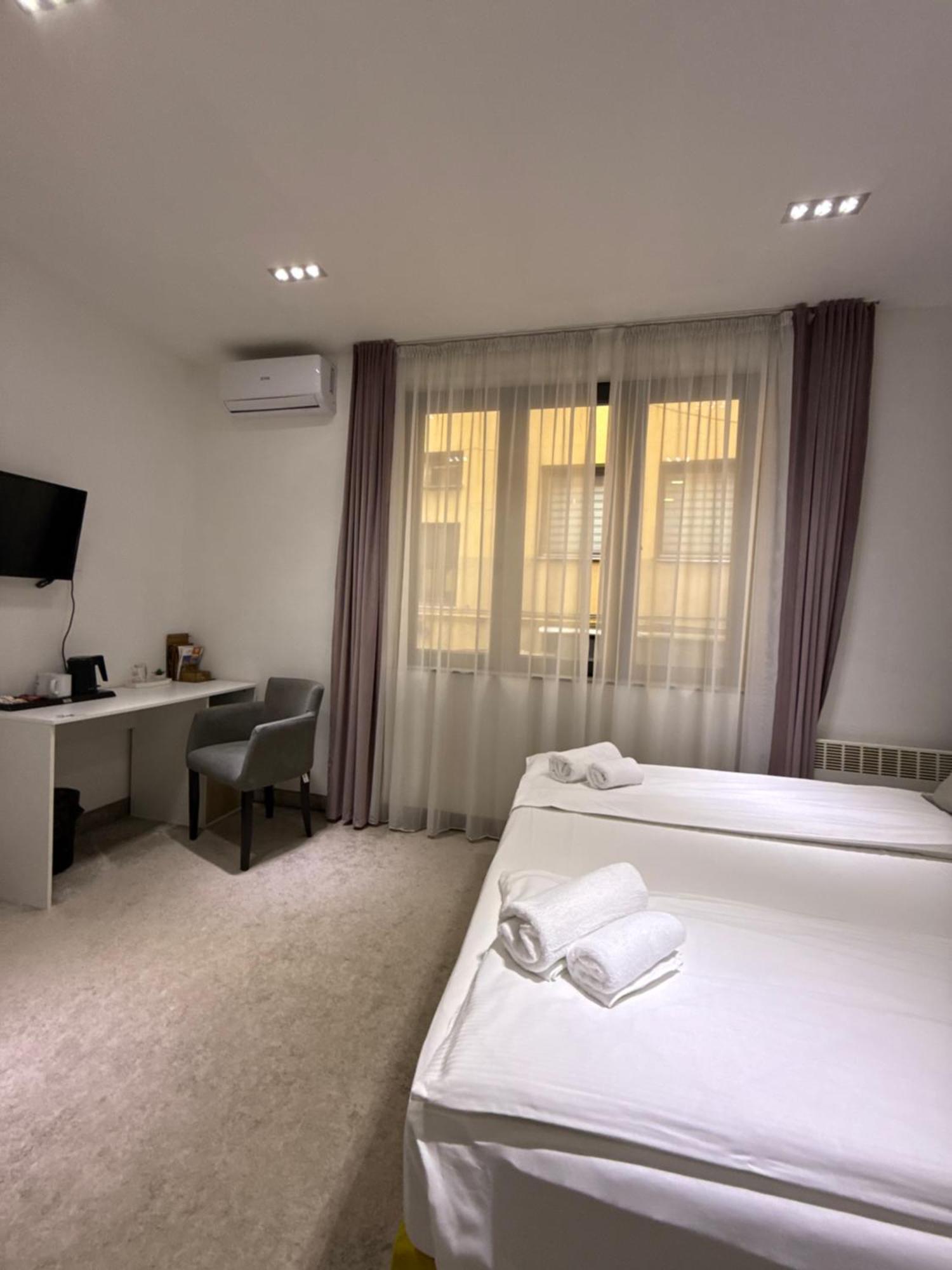 Deluxe Nortel Hotel سراييفو المظهر الخارجي الصورة