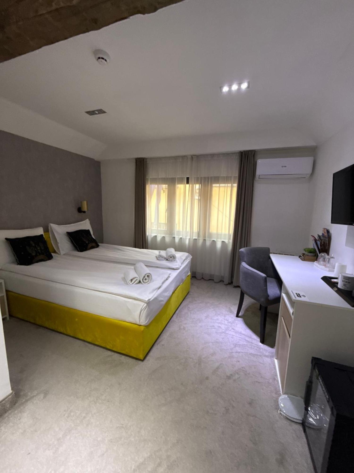 Deluxe Nortel Hotel سراييفو المظهر الخارجي الصورة