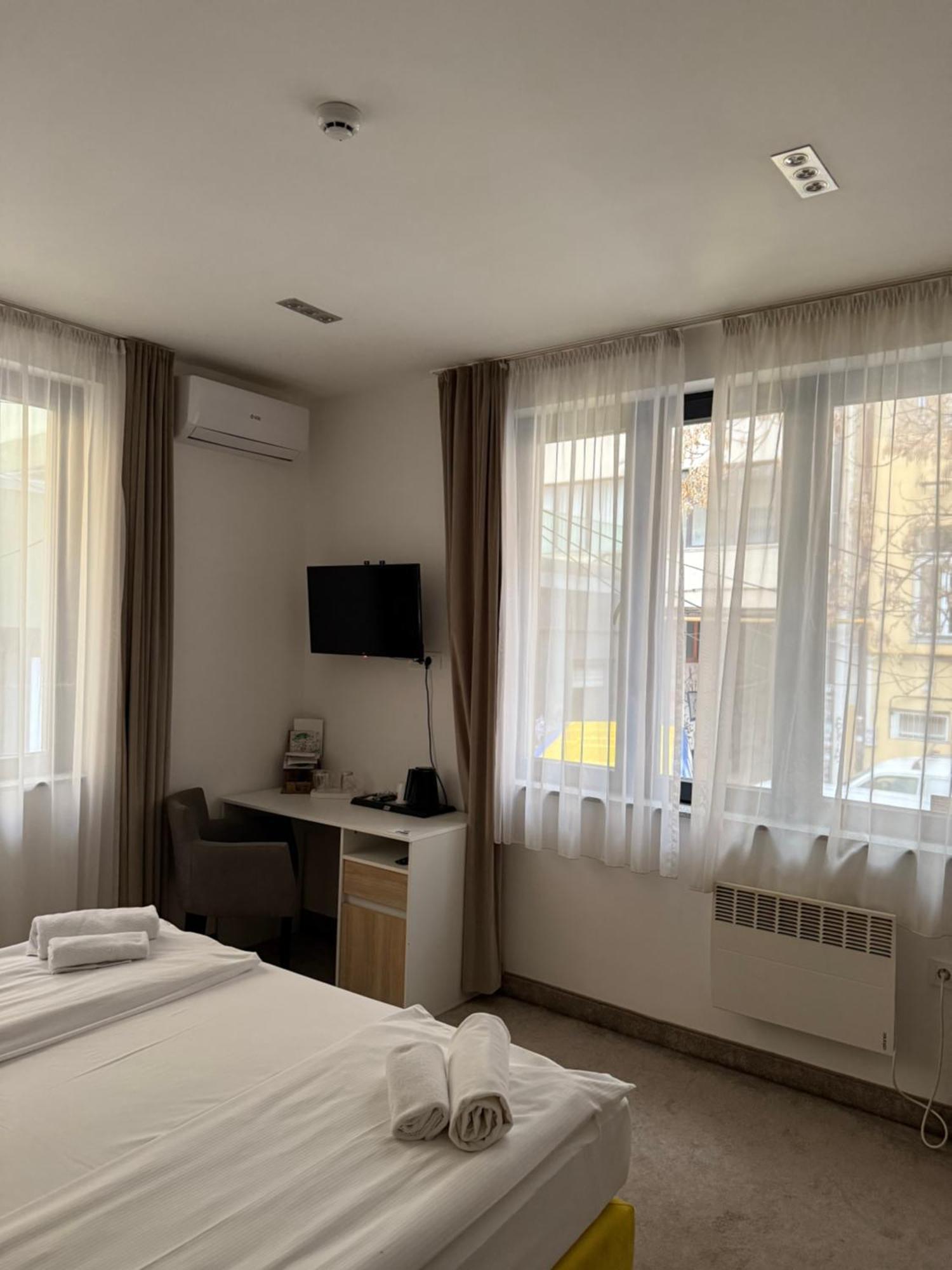 Deluxe Nortel Hotel سراييفو المظهر الخارجي الصورة